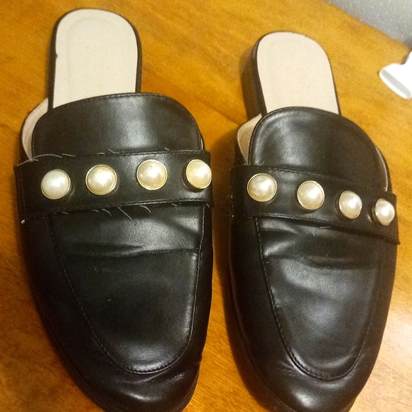 Catherine M. Pearl mules - Picture 1 of 4